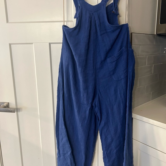 Free-est Sun-Drenched Overall in True Blue size small - Picture 9 of 12